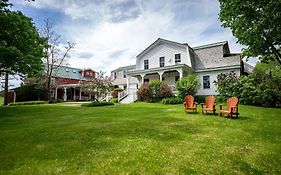 Maple Hill Farm Inn